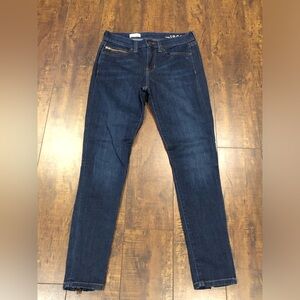 Gap 1969 Legging Jean Size 26 Dark Wash